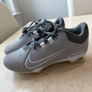 Nike Hyperdiamond 4 Softball Cleats Gray/White Women's US 8 Medium (B,M)